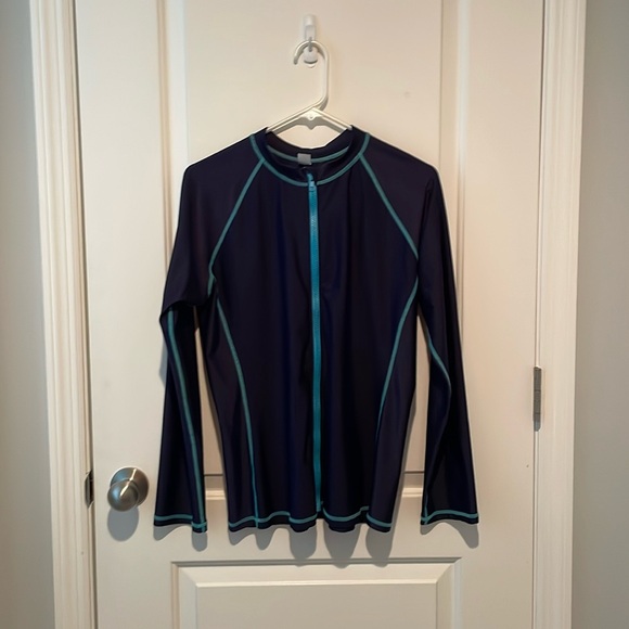 Other - Zip up rash jacket